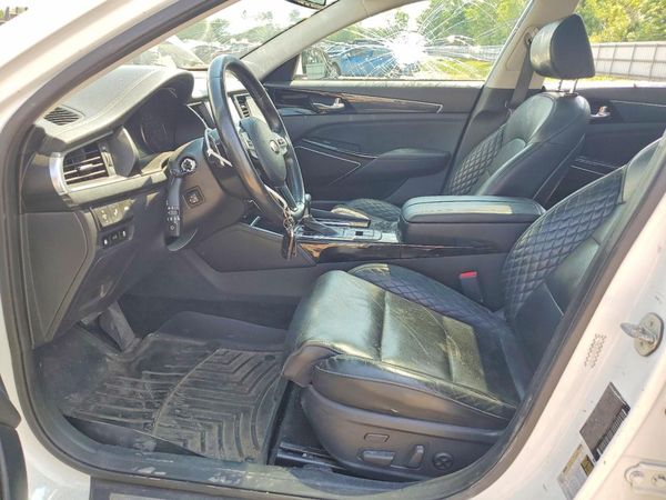 2017 KIA CADENZA