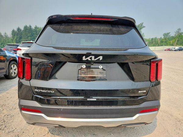 2025 KIA SORENTO