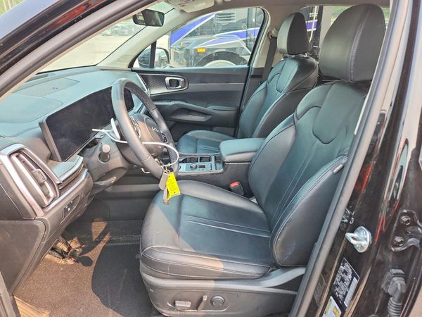2025 KIA SORENTO