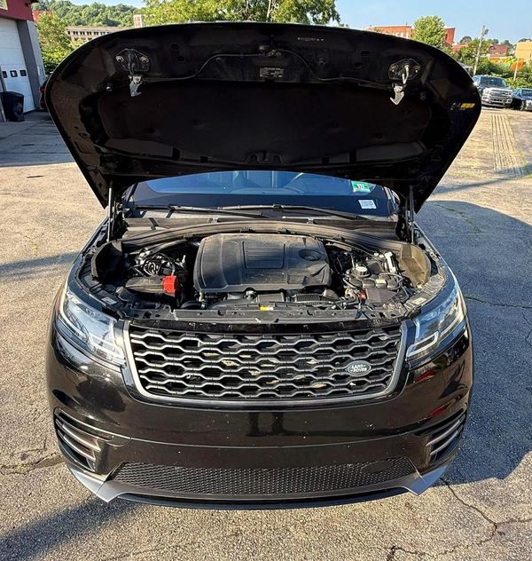 2019 LAND ROVER RANGE ROVER VELAR R-Dynamic SE