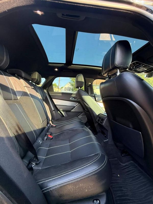 2019 LAND ROVER RANGE ROVER VELAR R-Dynamic SE