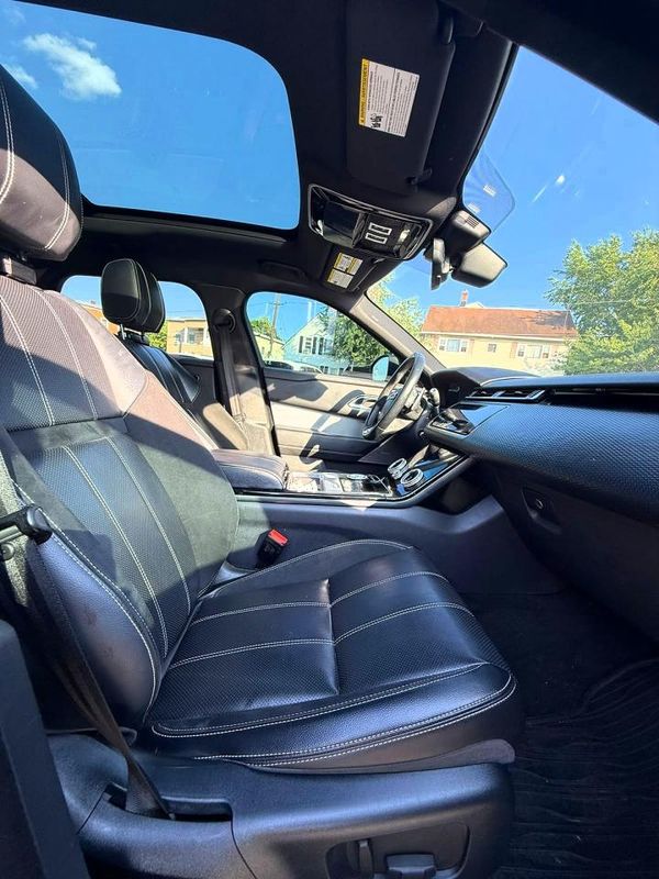 2019 LAND ROVER RANGE ROVER VELAR R-Dynamic SE