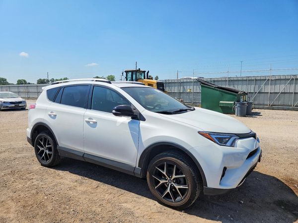 2018 TOYOTA RAV4 SE