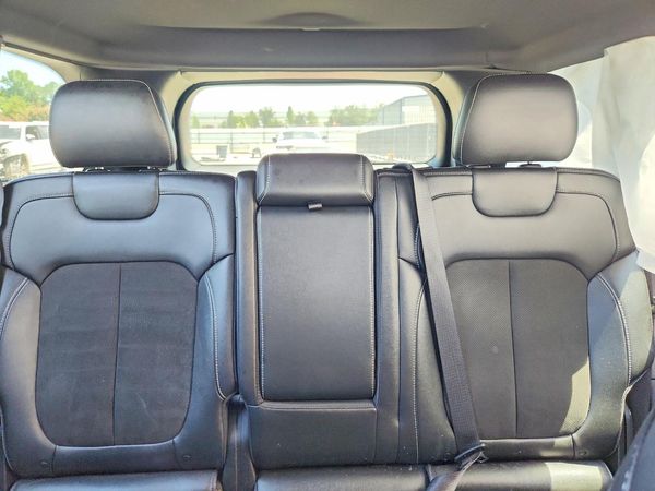 2024 JEEP GRAND CHEROKEE LAREDO 4X4