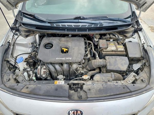 2017 KIA FORTE LX Base