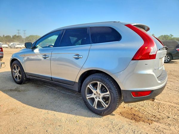 2013 VOLVO XC60