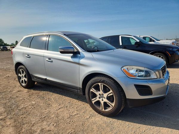 2013 VOLVO XC60