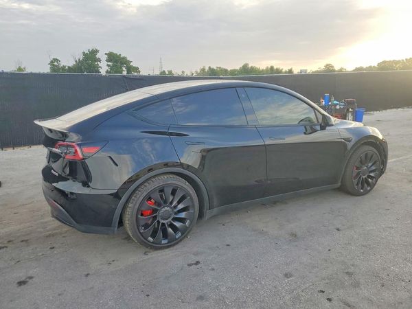 2021 TESLA MODEL Y