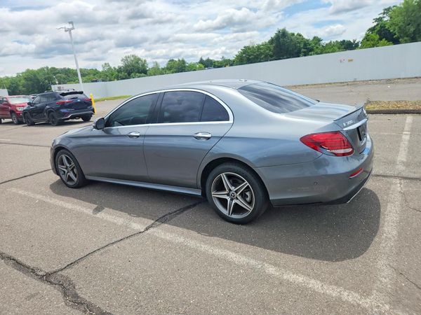 2018 MERCEDES-BENZ E E300-4M