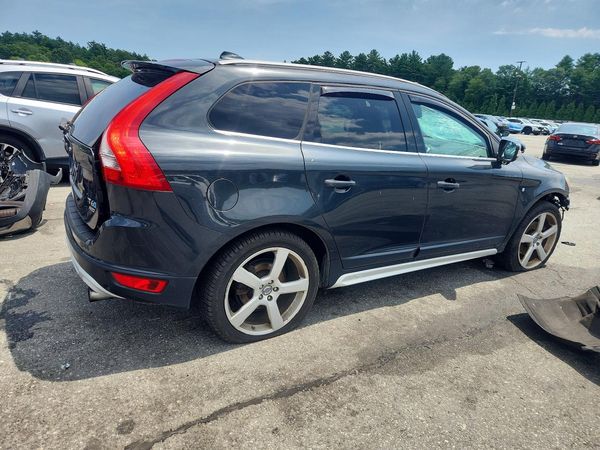 2013 VOLVO XC60