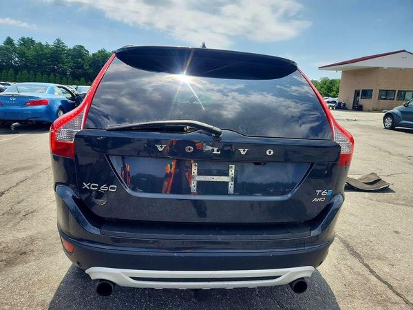 2013 VOLVO XC60