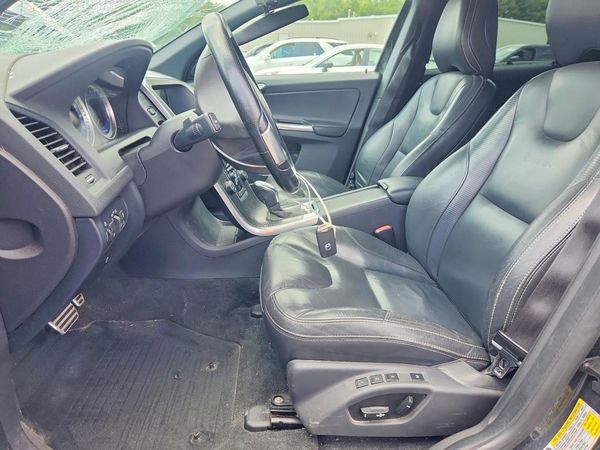 2013 VOLVO XC60