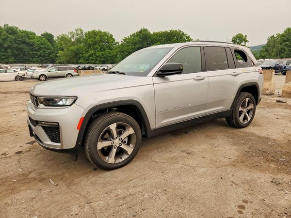 2026 JEEP GRAND CHEROKEE