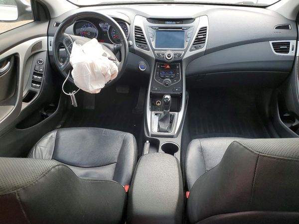 2014 HYUNDAI ELANTRA GLS (Middle)