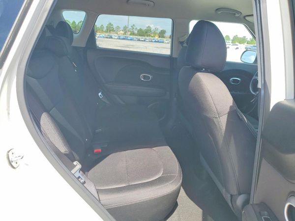 2017 KIA SOUL Base