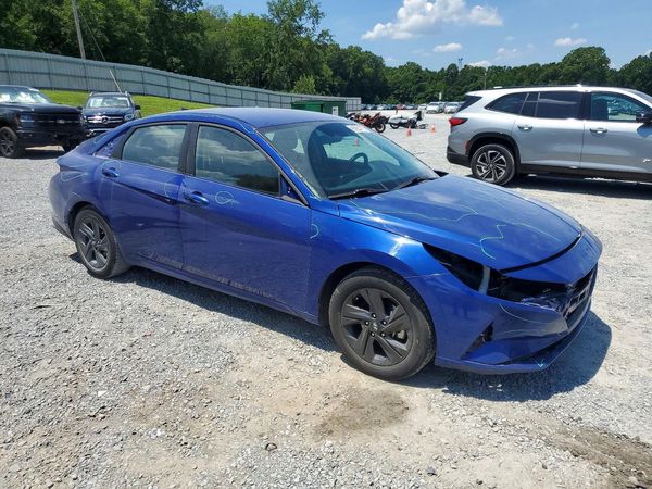 2021 HYUNDAI ELANTRA SEL w/ Convenience Pkg