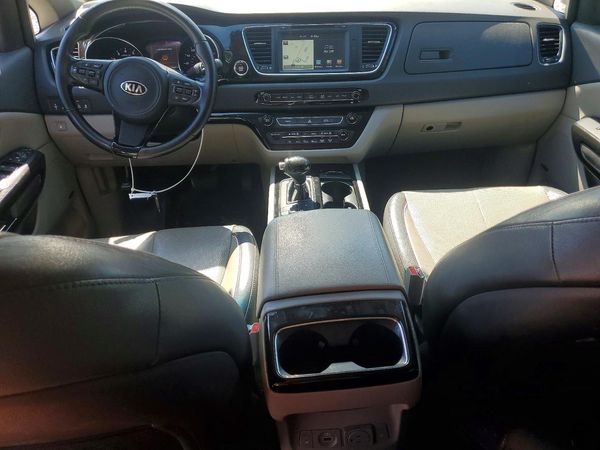 2016 KIA SEDONA EX - Middle level