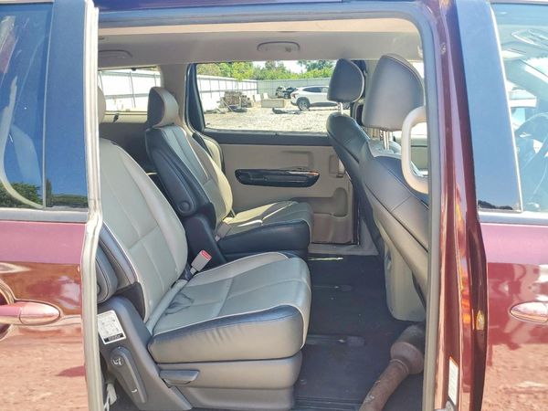 2016 KIA SEDONA EX - Middle level