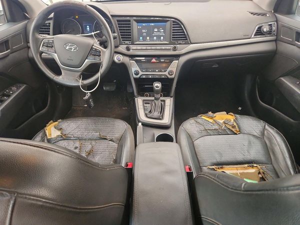 2017 HYUNDAI ELANTRA