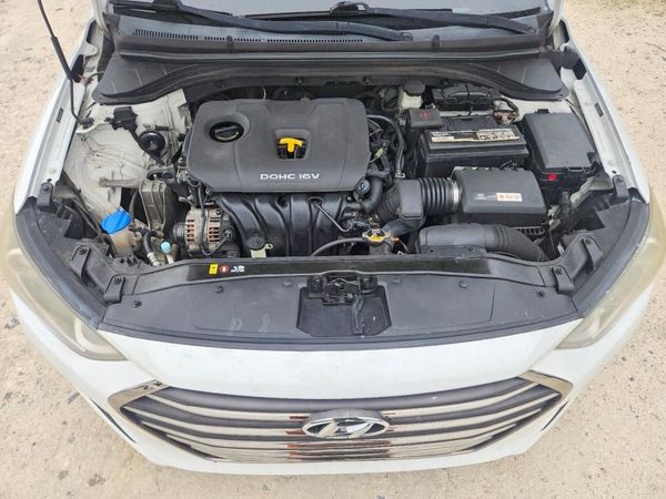 2017 HYUNDAI ELANTRA