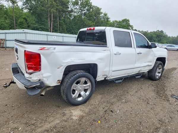2017 CHEVROLET SILVERADO LTZ