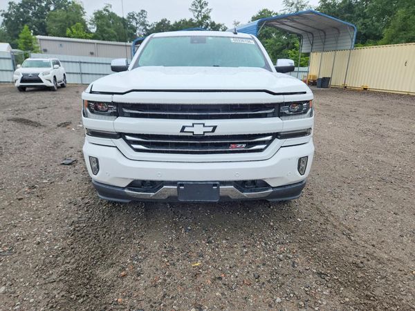 2017 CHEVROLET SILVERADO LTZ