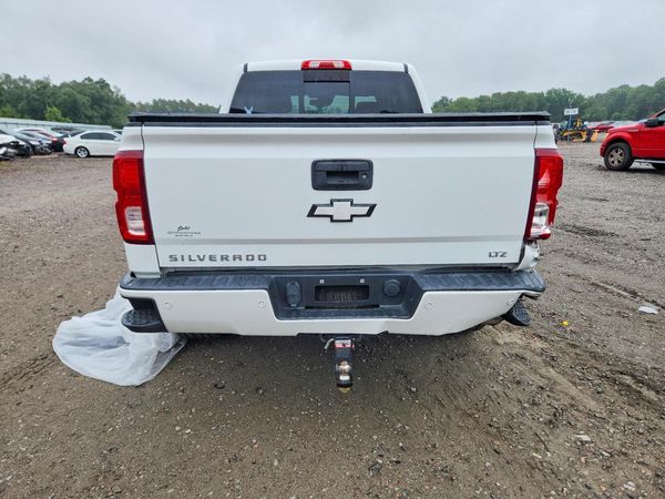 2017 CHEVROLET SILVERADO LTZ