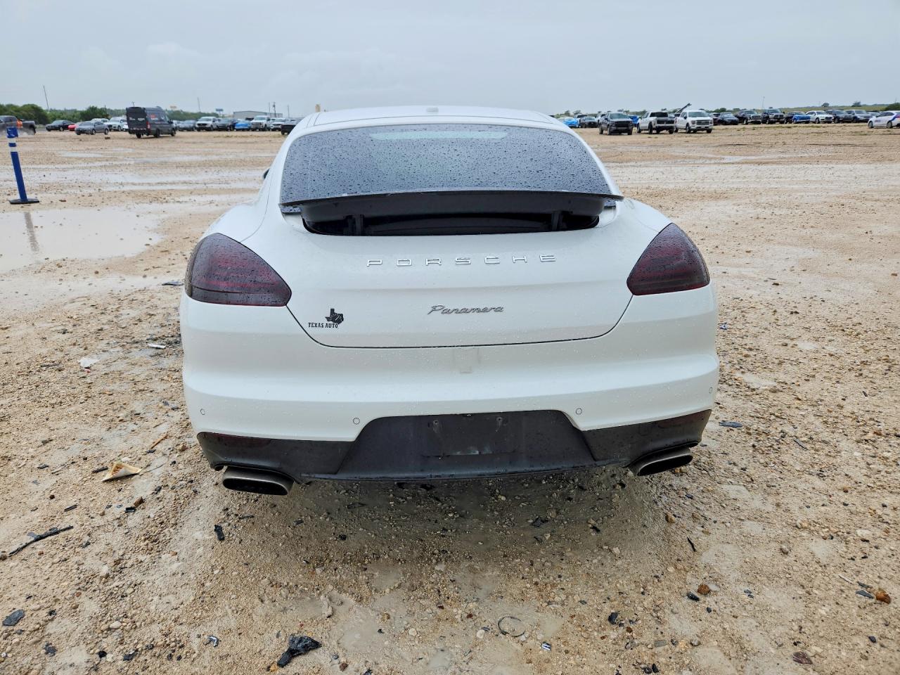 2015 PORSCHE PANAMERA Base (2WD), 4 (4WD)
