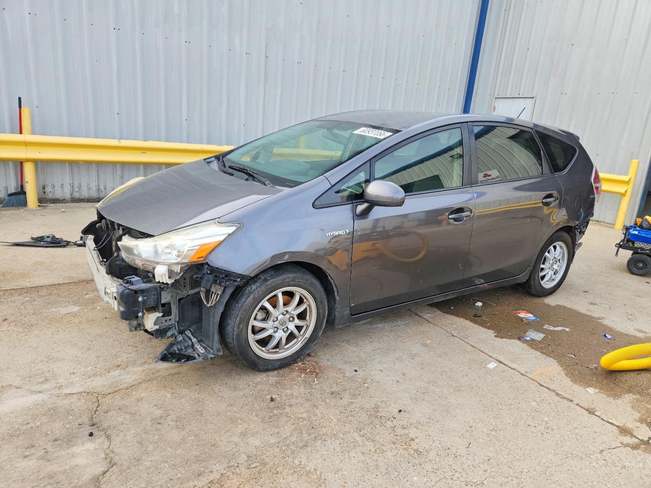 2016 TOYOTA PRIUS V