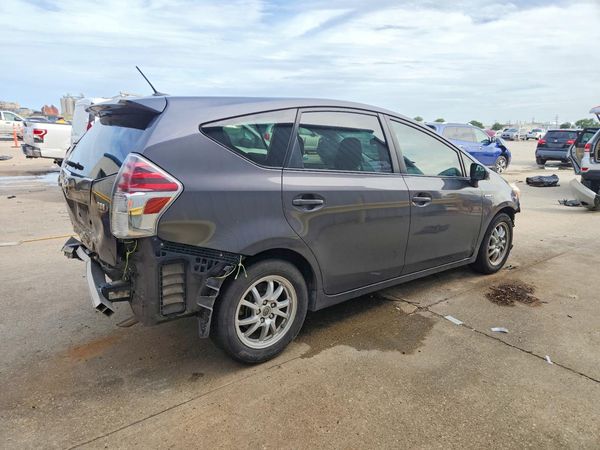 2016 TOYOTA PRIUS V