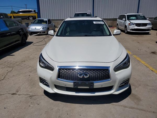 2017 INFINITI Q50
