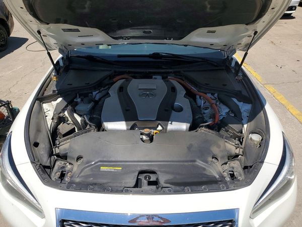 2017 INFINITI Q50