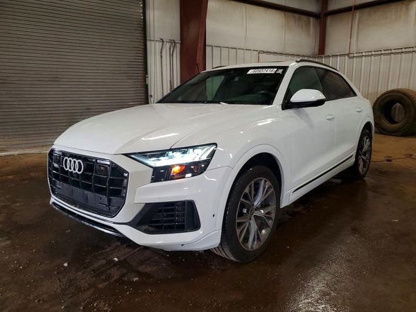 2021 AUDI Q8