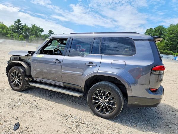 2024 LEXUS GX 550