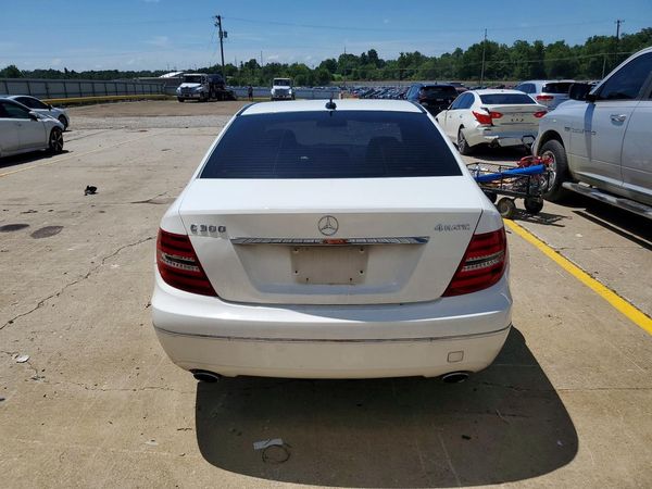 2013 MERCEDES-BENZ C C300
