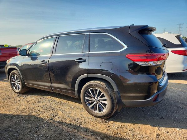 2017 TOYOTA HIGHLANDER SE/XLE
