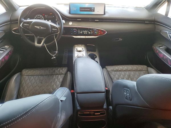 2024 GENESIS GV70