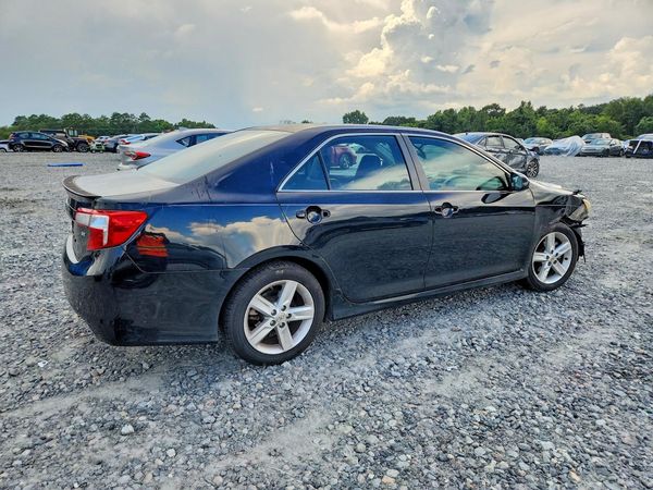 2013 TOYOTA CAMRY