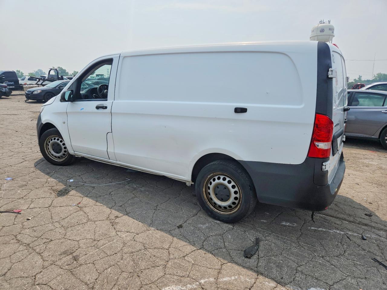 2019 MERCEDES-BENZ METRIS