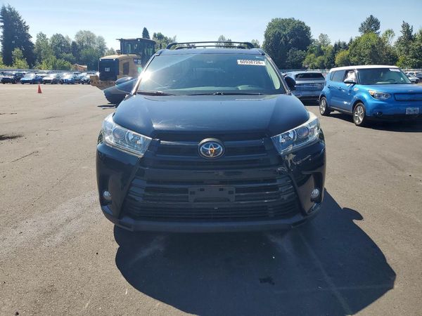 2018 TOYOTA HIGHLANDER SE/XLE