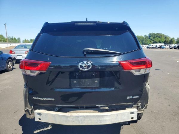 2018 TOYOTA HIGHLANDER SE/XLE