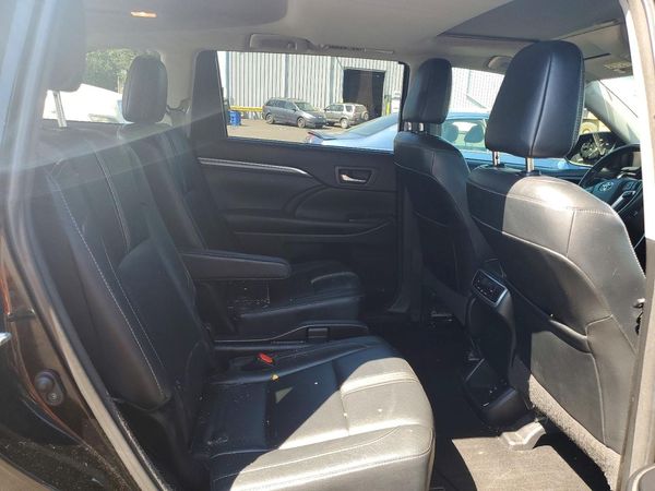 2018 TOYOTA HIGHLANDER SE/XLE