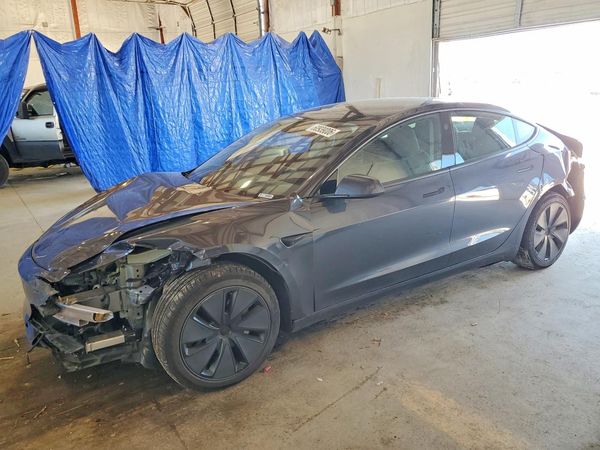 2026 TESLA MODEL 3