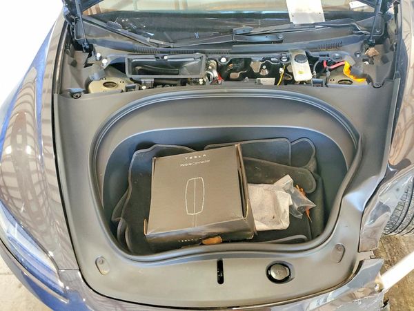 2026 TESLA MODEL 3