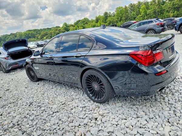2013 BMW 750