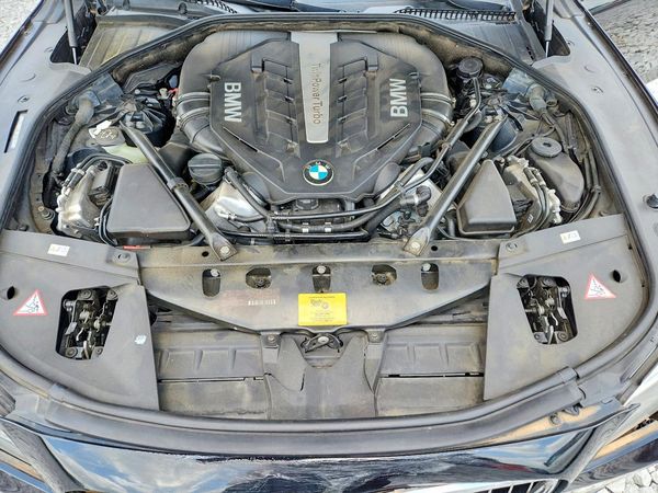 2013 BMW 750