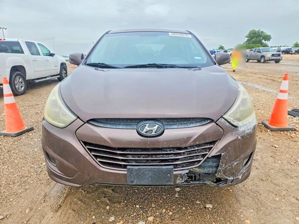 2015 HYUNDAI TUCSON GL (Middle-Low)