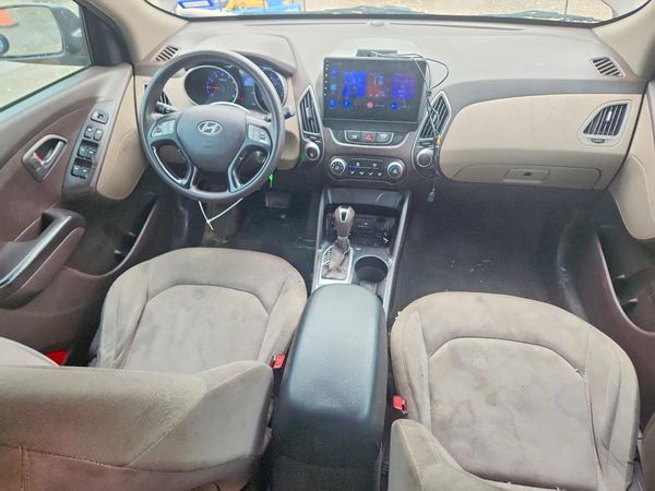2015 HYUNDAI TUCSON GL (Middle-Low)