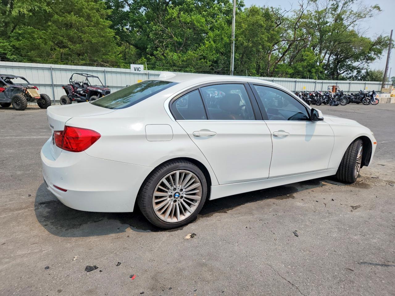 2015 BMW 328 xDrive SA