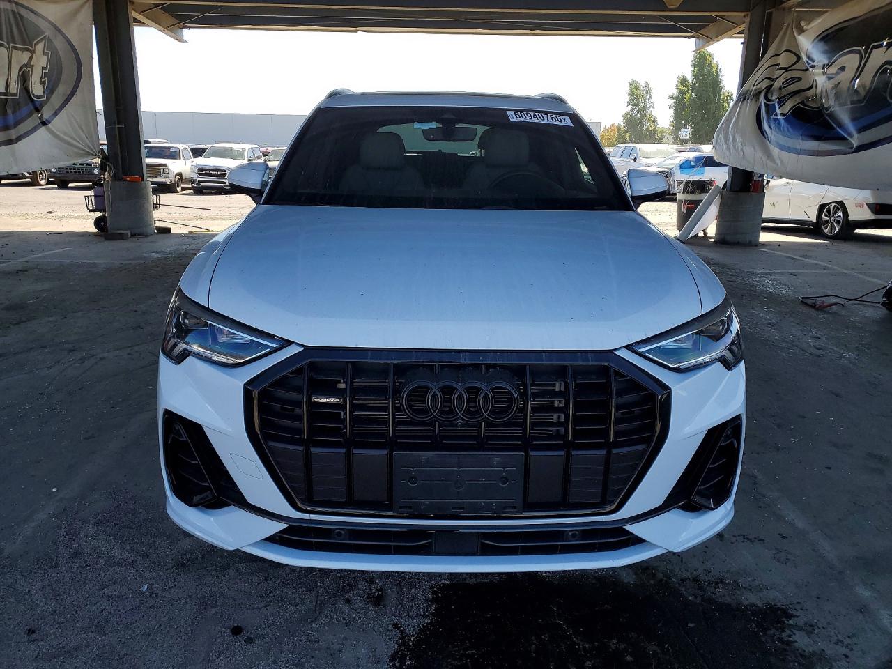 2024 AUDI Q3